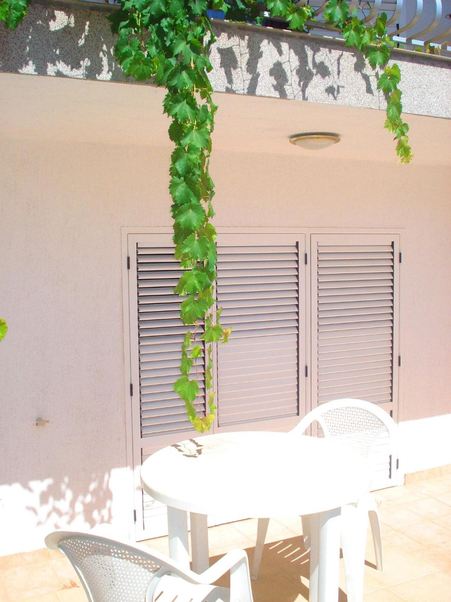 וודיצה Apartments Nikolas מראה חיצוני תמונה