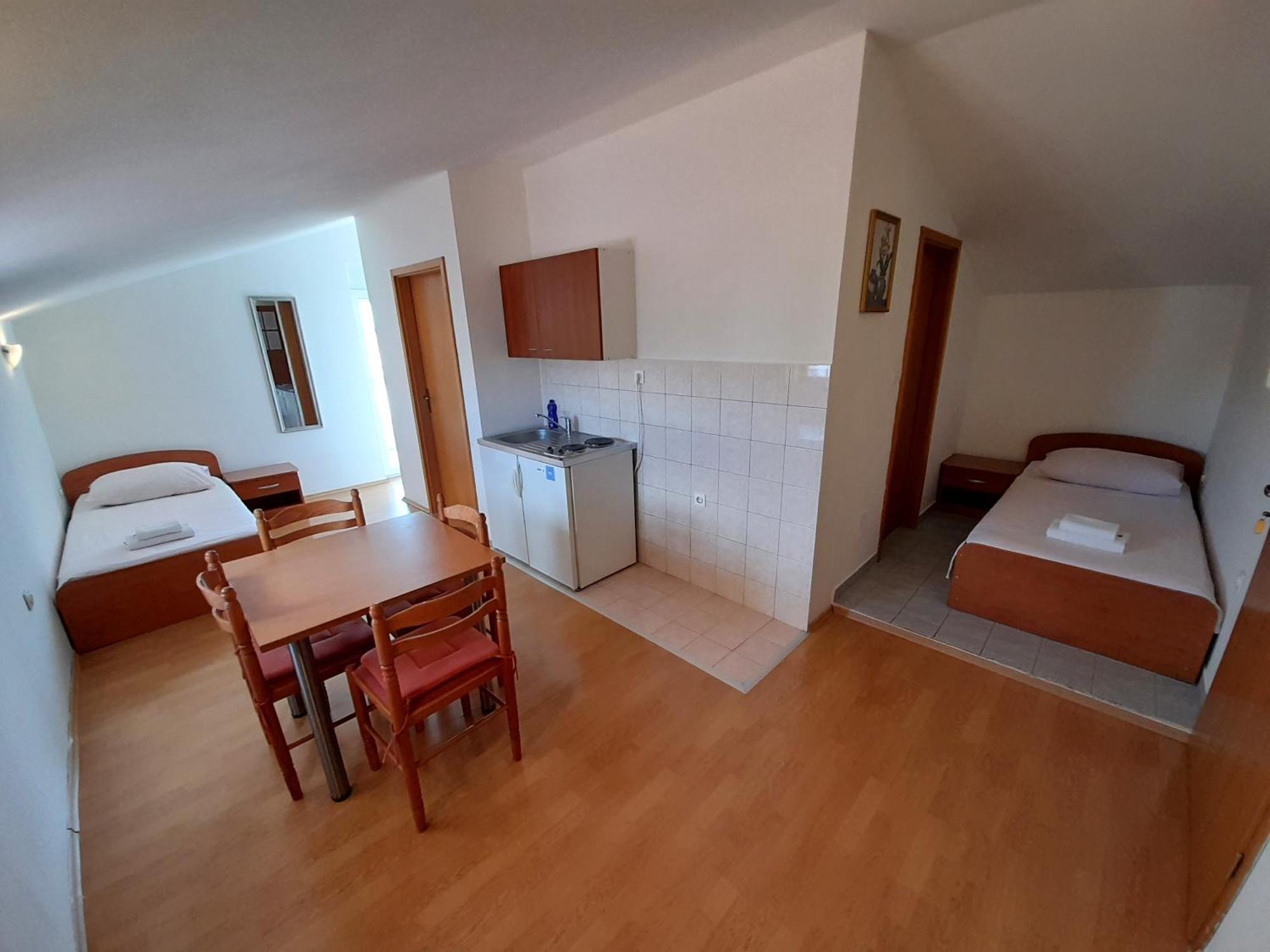 וודיצה Apartments Nikolas מראה חיצוני תמונה