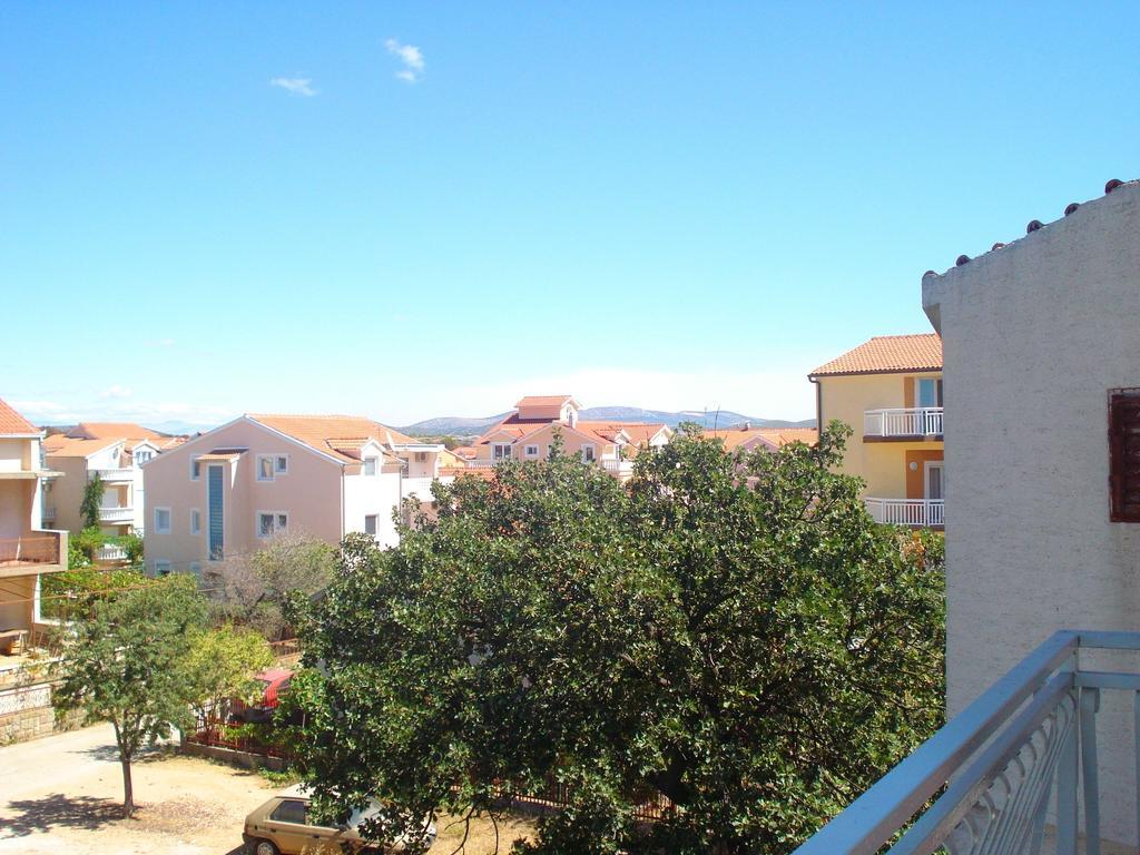וודיצה Apartments Nikolas מראה חיצוני תמונה