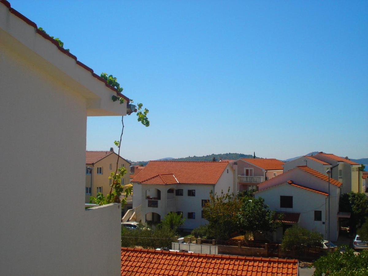 וודיצה Apartments Nikolas מראה חיצוני תמונה