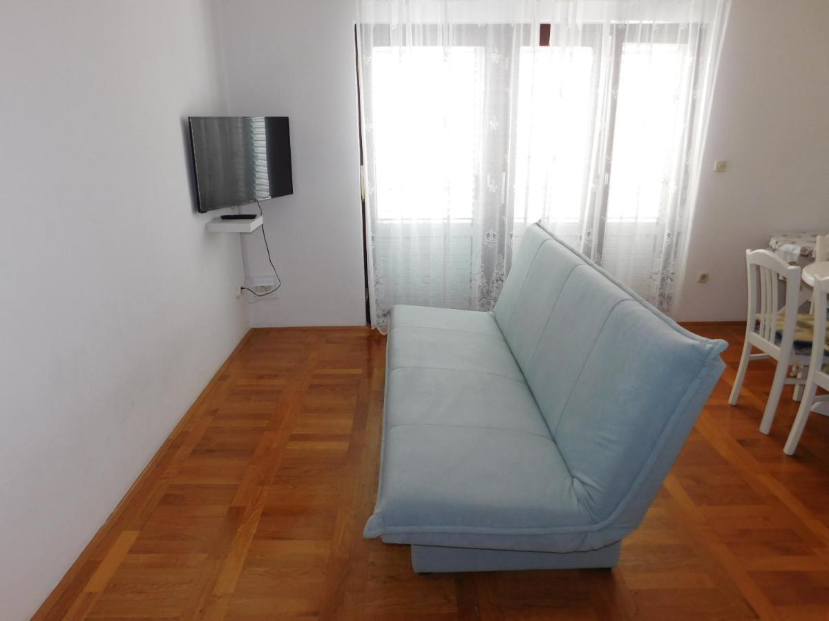וודיצה Apartments Nikolas מראה חיצוני תמונה